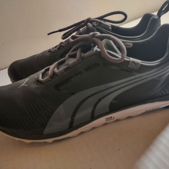 👍 Men's Puma Golf Shoes Size 9.5 - Picture 1 of 5